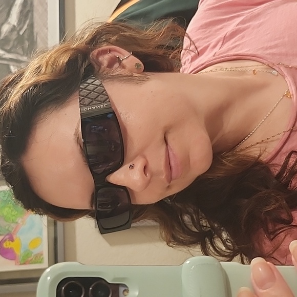 Chanel sunglasses. - Picture 1 of 8